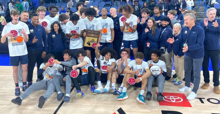 Notre Dame (Sherman Oaks) boys basketball4